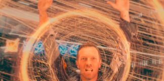 Coldplay embarca numa odisseia sci-fi no videoclipe de “Higher Power”