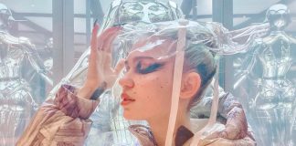Grimes revela prévia de faixa inédita com Chris Lake