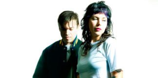 Sleigh Bells anuncia o álbum ‘Texis’ com o single “Locust Laced”