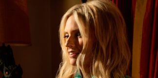 Aimee Mann anuncia o álbum ‘Queens of the Summer Hotel’ e lança o videoclipe de “Suicide is Murder”