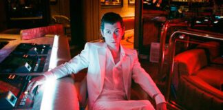 Arctic Monkeys gravou próximo disco em antigo mosteiro do século XIV