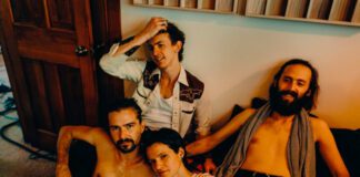 Big Thief divulga as faixas inéditas “Little Things” e “Sparrow”