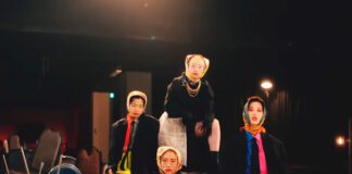 CHAI cria uma batalha entre panelinhas no videoclipe de “miniskirt”