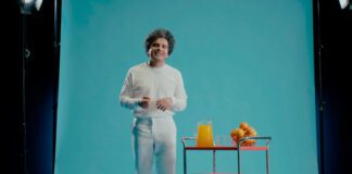 Helado Negro lança a auspiciosa “La Naranja” para promover o álbum ‘Far In’