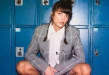 Noga Erez anuncia versão do álbum ‘KIDS’ sem os elementos eletrônicos
