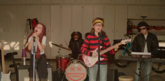 The Knocks lança videoclipe de “Sound The Alarm”, parceria com Rivers Cuomo e Royal & The Serpent