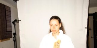 Tirzah lança o deslumbrante single “Hive Mind” com mini filme