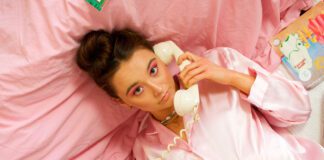 Amanda Jerlov é uma estrela pop em ascensão e o single “Thinking Bout You” é a prova