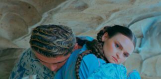 ÄTNA lança “Smile”, uma balada pop hipnótica sobre aceitação