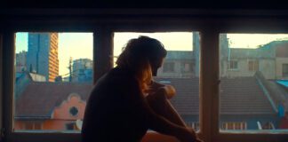 Garbage relata um encontro sexual pago no videoclipe de “Anonymous XXX”
