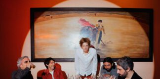 Spoon anuncia o álbum ‘Lucifer on the Sofa’ com o single “The Hardest Cut”