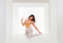 Foxes deixa-se levar por um amor no single “Body Suit” do álbum ‘The Kick’