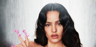 ROSALÍA se junta a uma gangue de motoqueiras no videoclipe de “SAOKO”