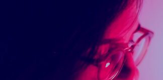 EXCLUSIVO: Bluebagbang lança o EP e videoclipe de ‘O Que Vale a Pena’