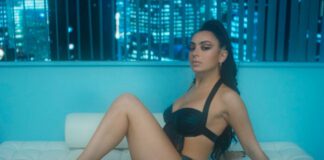 Charli XCX lança “Baby”, single do álbum ‘CRASH’, com videoclipe sensual