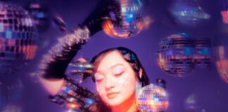 mxmtoon lança o single “sad disco”, inspirado em ABBA, e anuncia o álbum ‘rising’