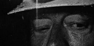 The Smile, projeto paralelo do Radiohead, lança o single e videoclipe de “Skrting On The Surface”