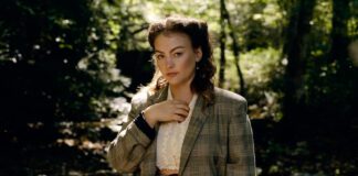Angel Olsen subverte gêneros no videoclipe de “Big Time”