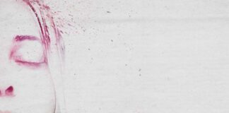 Alanis Morissette anuncia álbum de meditação, ‘the storm before the calm’, com Dave Harrington, do Darkside