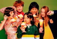 Superorganism apresenta-se nostálgico e existencialista no single “On & On”