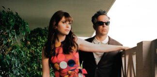 She & Him lança cover de “Wouldn’t It Be Nice”, clássico do Beach Boys