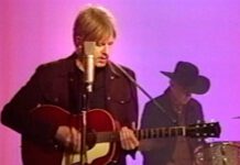 Spoon inspira-se num show de variedades dos anos 70 no clipe de “My Babe”