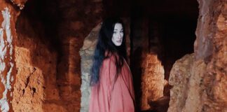 Zola Jesus canta o fim de um relacionamento no magistral single “Into The Wild”