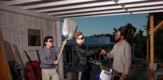 black midi revela conto futurista sobre boxe no videoclipe de “Sugar/Tzu”