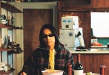 Eyesdress lança as faixas “A GOOD LIFE” e “2 HEADED GOAT”