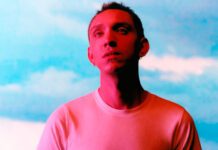 Oliver Sim, do The xx, lança o single “GMT” do álbum de estreia solo