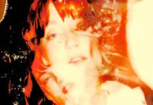 Anna Wise retorna ao universo da música com as faixas “Time” e “The Now”