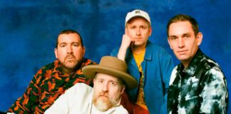 8 discos para ouvir hoje: Hot Chip, Cass McCombs, Röyksopp, Phoebe Green e mais