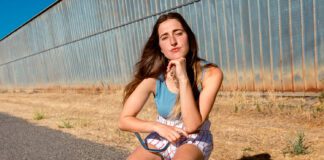 Lillian Frances lança “Direct Sunlight”, uma canção de amor ao sol e à liberdade