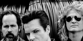 The Killers lança a faixa inédita “boy”, descarte do álbum ‘Pressure Machine’