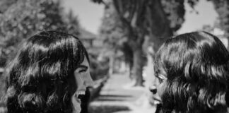 Warpaint apresenta videoclipe belo e estranho para o single “Hips”