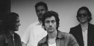 9 discos para ouvir hoje: Arctic Monkeys, Carly Rae Jepsen, Dry Cleaning, Nick Hakim e mais
