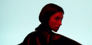 Kimbra lança o caótico single “replay!” do álbum ‘A Reckoning’