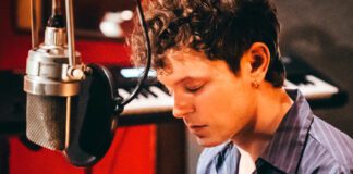 Perfume Genius lança cover de “4 Minute Warning”, do Radiohead, em sessão do Spotify