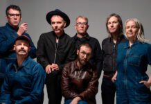 Belle and Sebastian anuncia álbum surpresa e lança o single “I Don’t Know What You See In Me”