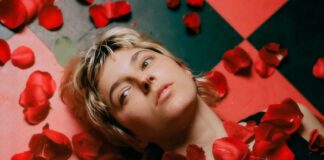 Caroline Rose anuncia o álbum ‘The Art of Forgetting’ com o single “Miami”