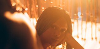 9 discos para ouvir hoje: Kelela, Tennis, Paramore, Rebecca Black, Liv.e e mais