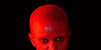 Kelela lança cover de “Like a Tattoo”, clássico cult da Sade