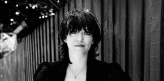 Sharon Van Etten anuncia edição de aniversário do álbum ‘Tramp’ com clipe engavetado de “Serpents”