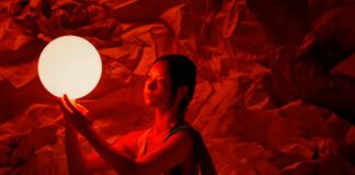 Lucinda Chua lança o single “Something Other Than Years” com yeule