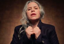Natalie Merchant lança “Tower of Babel”, single do álbum ‘Keep Your Courage’