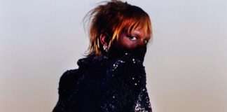 Yves Tumor lamenta as fragilidades de uma estrela pop no single “Parody”