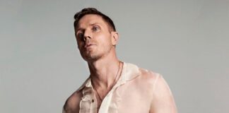 Jake Shears encontra conforto na pista de dança no single “Last Man Dancing”