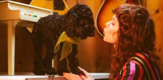 Jenny Lewis canta sobre flertes e romances no single “Cherry Baby”