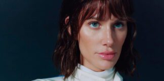 Niia anuncia o álbum ‘Bobby Deerfield’ e lança o single “Alfa Romeo”