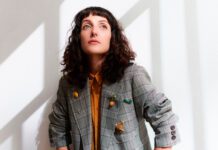 Clarice Falcão lança videoclipe de “Ar da Sua Graça”, single do álbum ‘Truque’